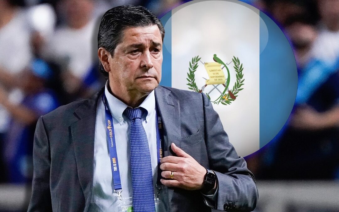 Luis Fernando Tena continuará al mando de la selección nacional de Guatemala tras su desempeño en la Eliminatoria mundialista