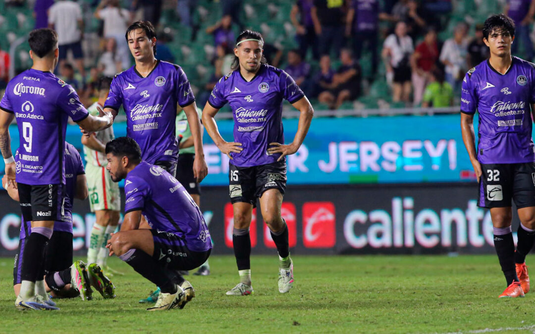Mazatlán FC en Crisis: Posibles Salidas del Cuerpo Técnico y Jugadores