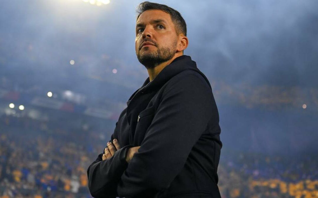 Nicolás Larcamón Reflexiona Sobre la Eliminación Ante Pumas en la Fecha 17