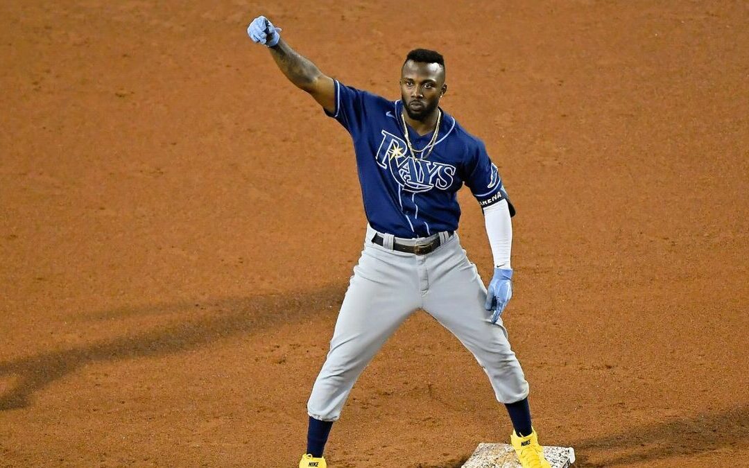 Randy Arozarena Sorprende a Entrenadores de Yucatán con Regalos de Valor Superior a 350,000 Pesos