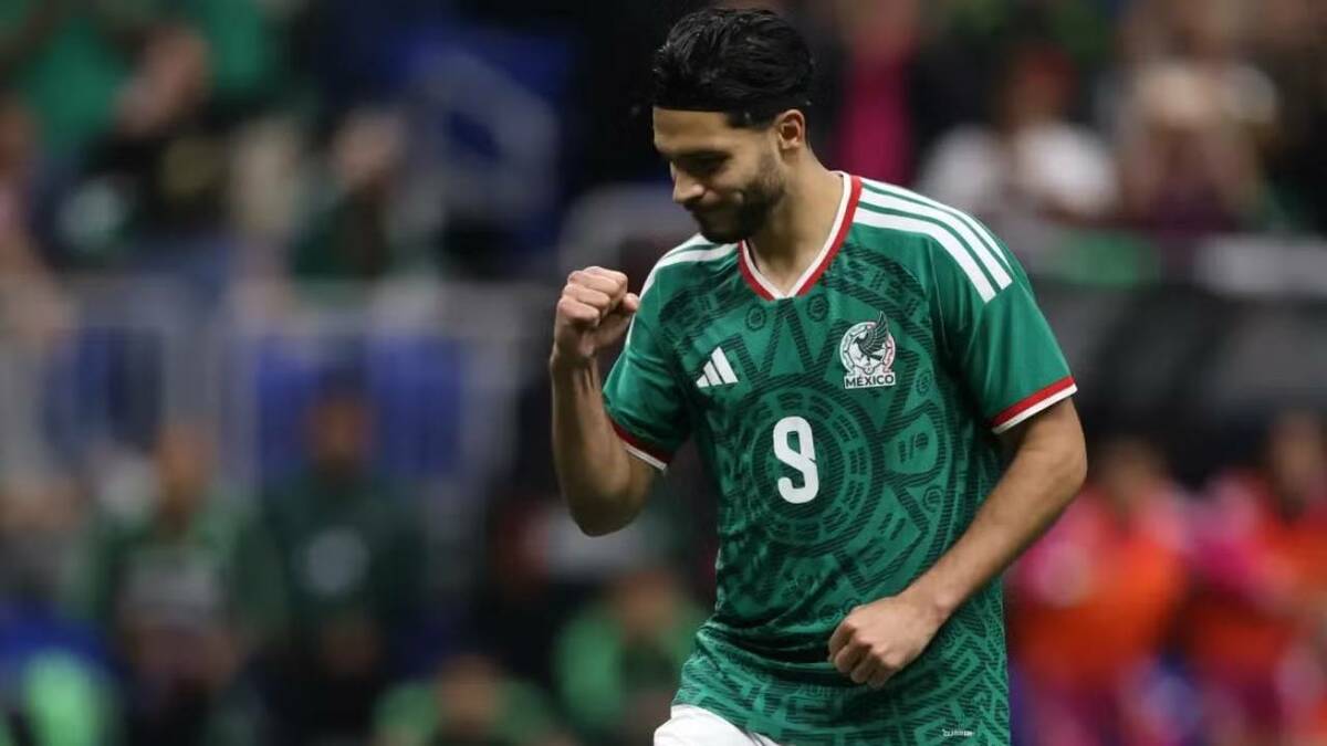 raul-jimenez-celebra-seleccion-mexicana